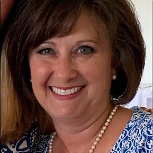 Meet your Posher, Twana